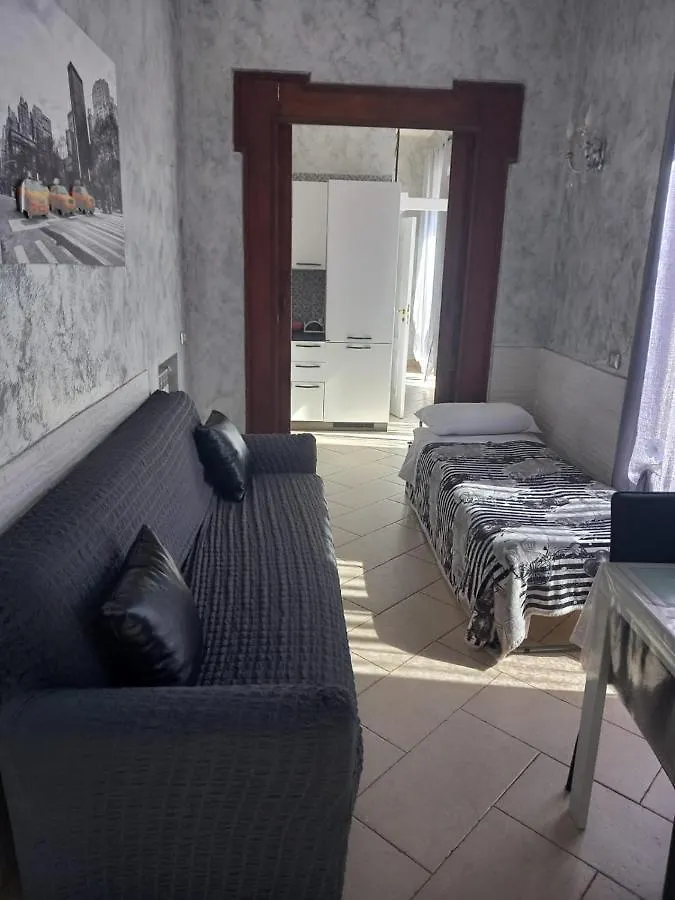 Posillipo 9 Daire Napoli İtalya